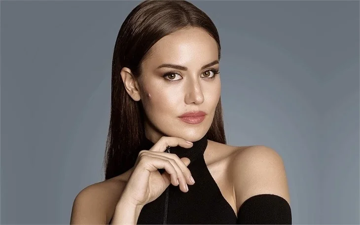 Fahriye Evcen hamilelik kilolarını bu yöntemle vermiş!