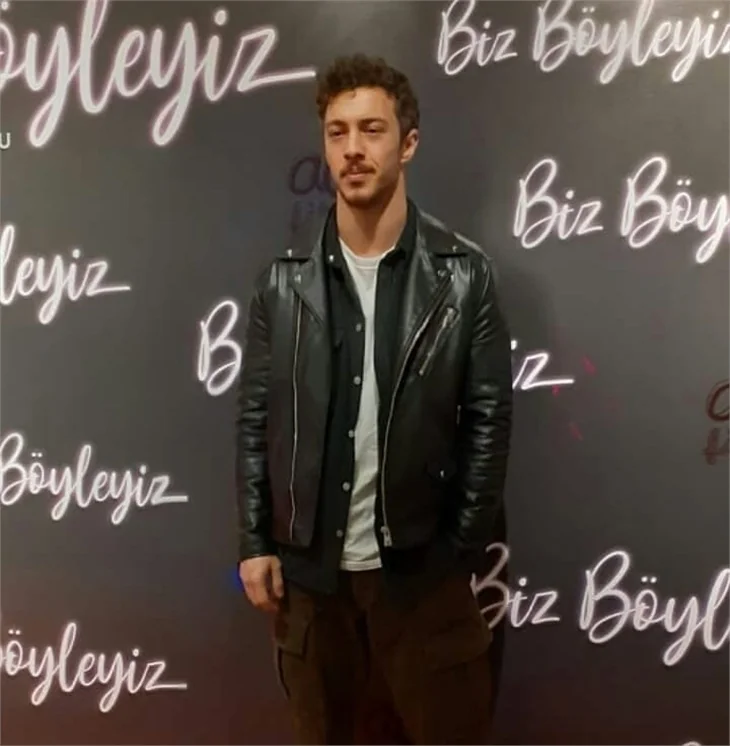'Biz Böyleyiz'in galasına ünlü isimler akın etti!