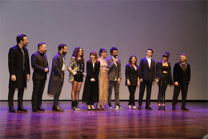 'Biz Böyleyiz'in galasına ünlü isimler akın etti!