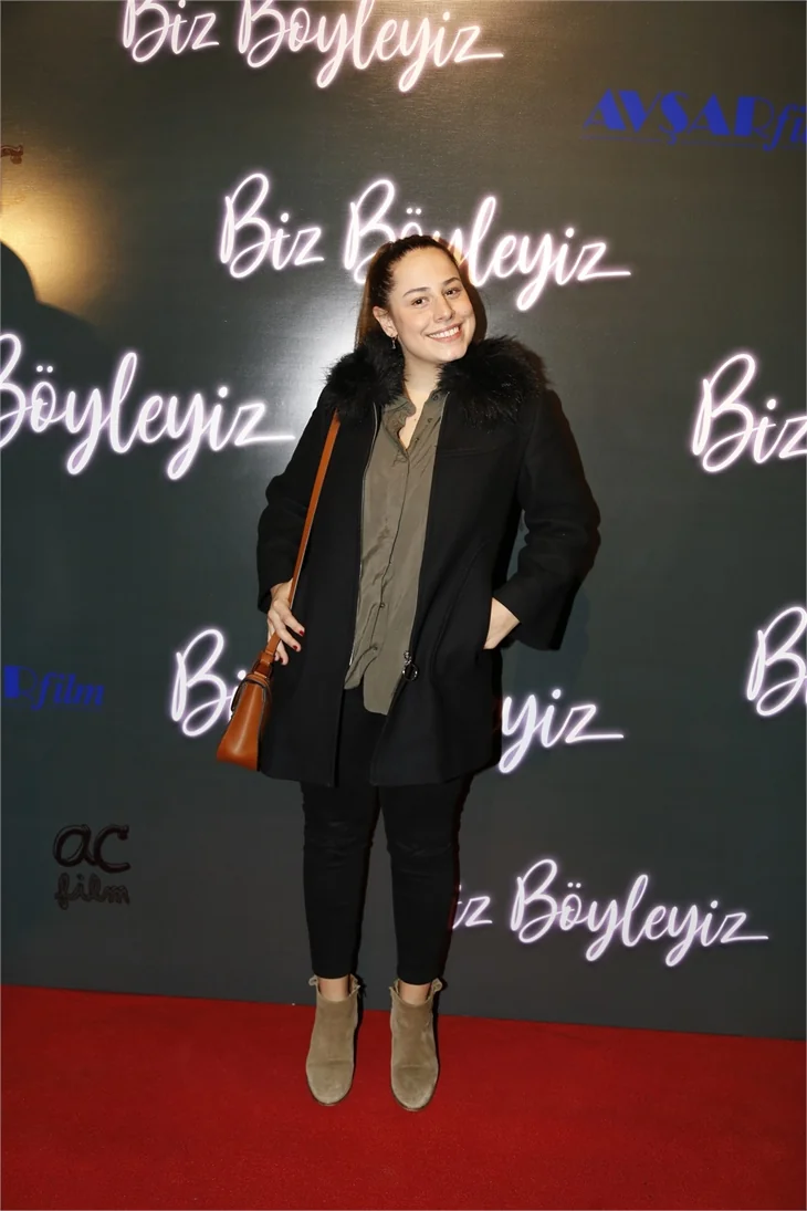 'Biz Böyleyiz'in galasına ünlü isimler akın etti!