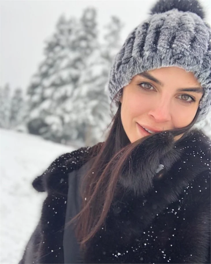 Neslişah Düzyatan eleştiri yağmuruna tutuldu!