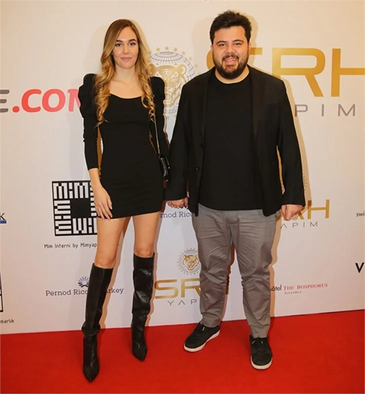 Berfu Yenenler göz kamaştırdı!