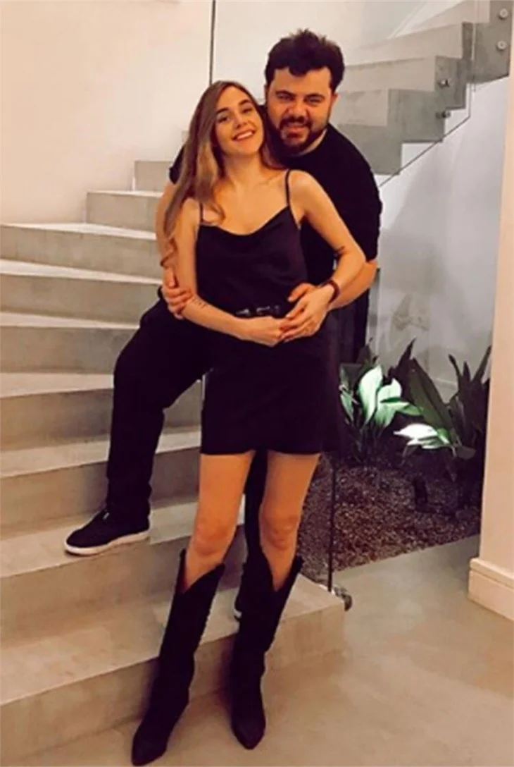 Berfu Yenenler göz kamaştırdı!