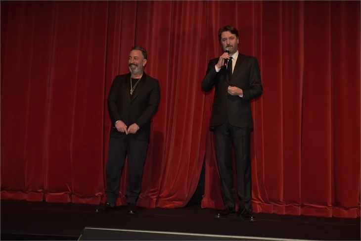 Karakomik Filmler 2'ye görkemli gala!