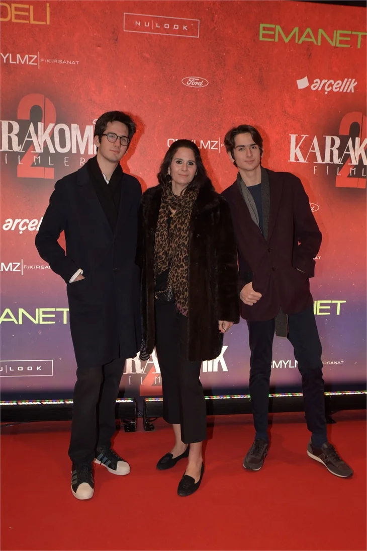 Karakomik Filmler 2'ye görkemli gala!