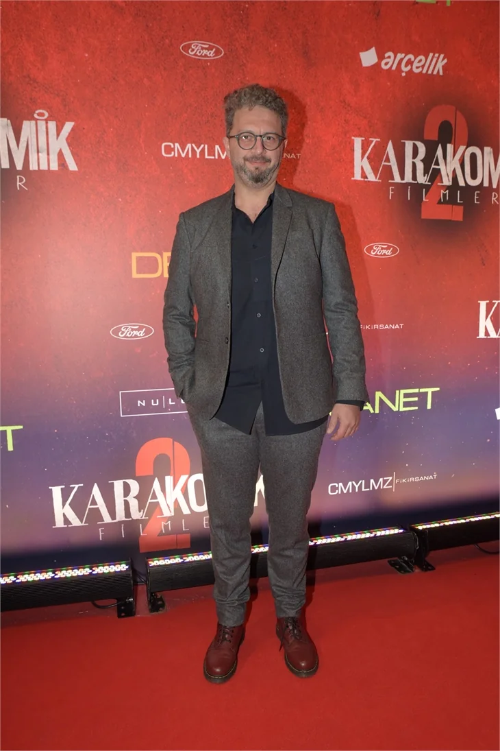Karakomik Filmler 2'ye görkemli gala!