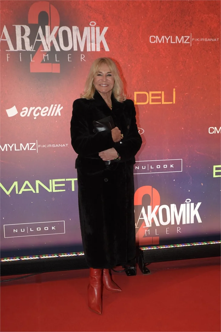 Karakomik Filmler 2'ye görkemli gala!
