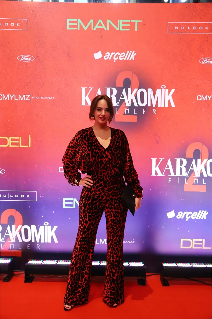 Karakomik Filmler 2'ye görkemli gala!