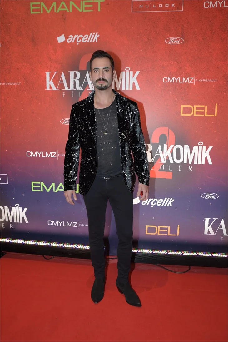 Karakomik Filmler 2'ye görkemli gala!