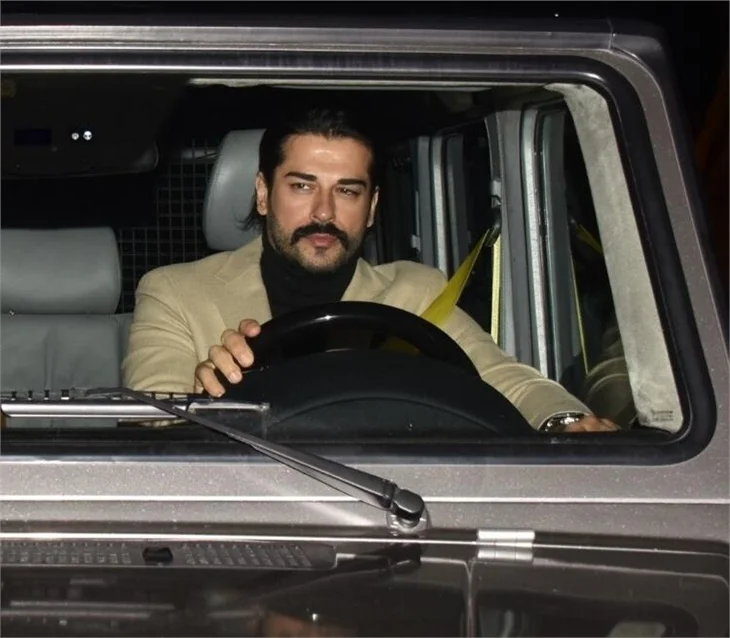 Burak Özçivit: "Eşim ve oğlumu konuşmayalım!"