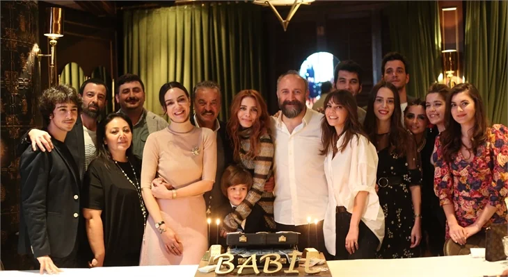 Babil ilk bölümüyle zirveye oturdu!
