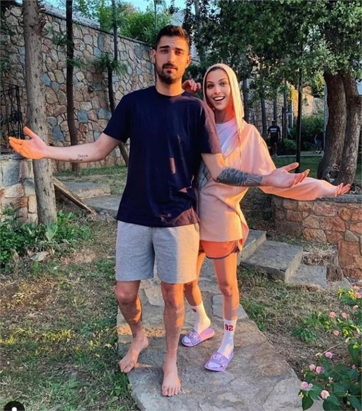 İdo Tatlıses: "Bana katlandığın için..."