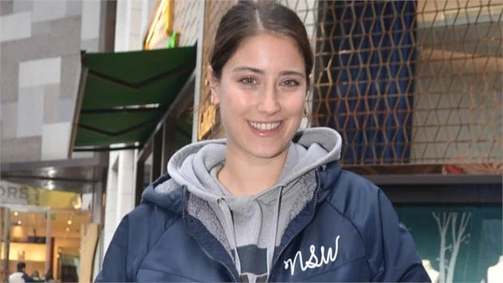 Hazal Kaya "Yapmam" dediği şeyi yaptı!