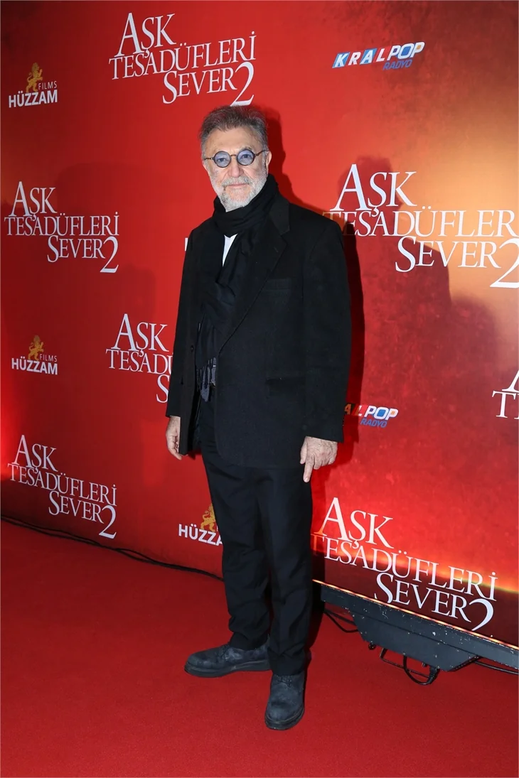 "Aşk Tesadüfleri Sever 2”nin galasına ünlü akını!