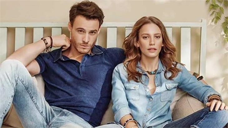 Serenay Sarıkaya ve Kerem Bürsin neden görüşüyor?