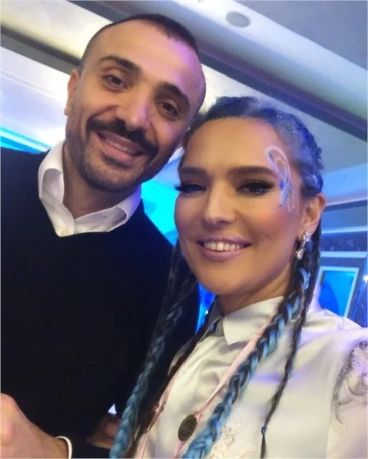 Demet Akalın'ın kızı Hira 6 yaşında!