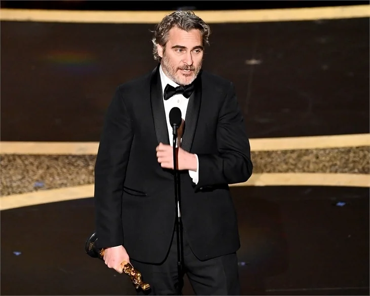 Sonunda oldu! Brad Pitt ilk Oscar'ını kazandı!