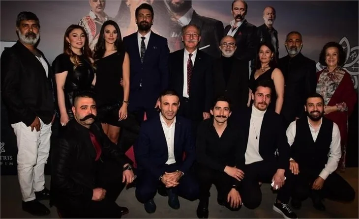 Ağır Romantik'in galası yapıldı!