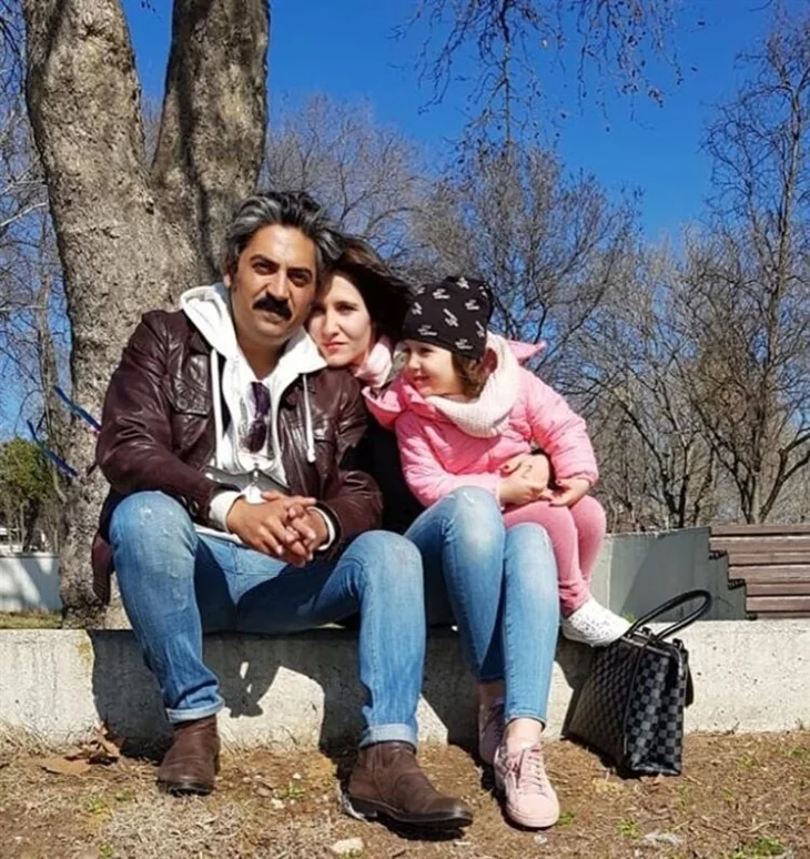 Ünlü isimlerden Sevgililer Günü mesajları....