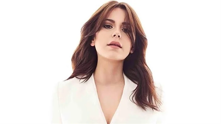 Merve Özbey: "Kendi düğünümde söyledim bu sefer!"