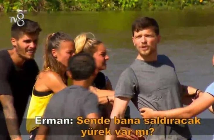 Survivor'da iki kişi diskalifiye oldu!