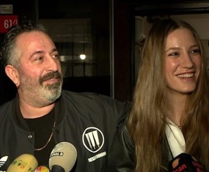 Cem Yılmaz ve Serenay Sarıkaya sonunda birlikte görüntülendi!