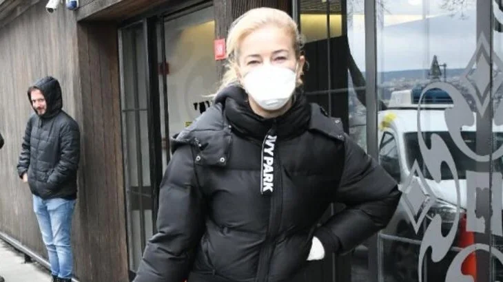 Burcu Esmersoy: "Sorumluluk sahibi insanlarız..."