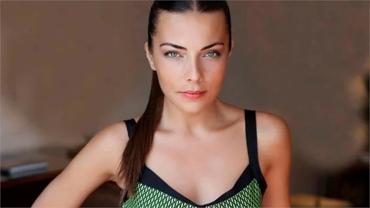 Burcu Kara: "Her şey kabulüm!"