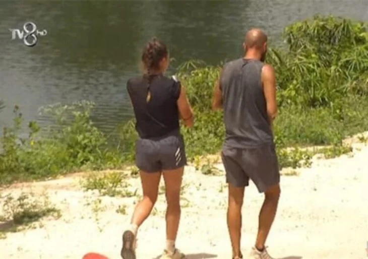 Survivor'da Sercan, Nisa'ya açıldı... Sosyal medya sallandı!