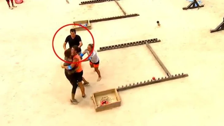 Survivor'da şok kavga!