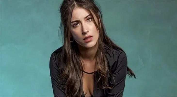 Hazal Kaya müjdeyi verdi!