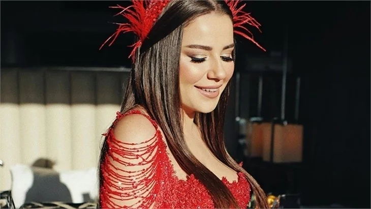Merve Özbey ifşa etti!