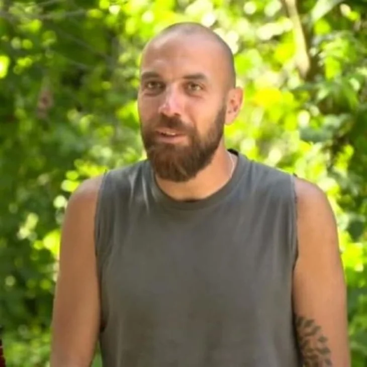 Survivor'da Sercan, Nisa ile yakınlaşmıştı! Meğer sevgilisi varmış!
