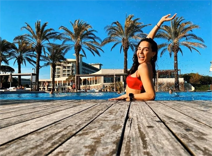 Hercai’nin yıldızı Ebru Şahin’in yardım çağrısı karşılıksız kalmadı…