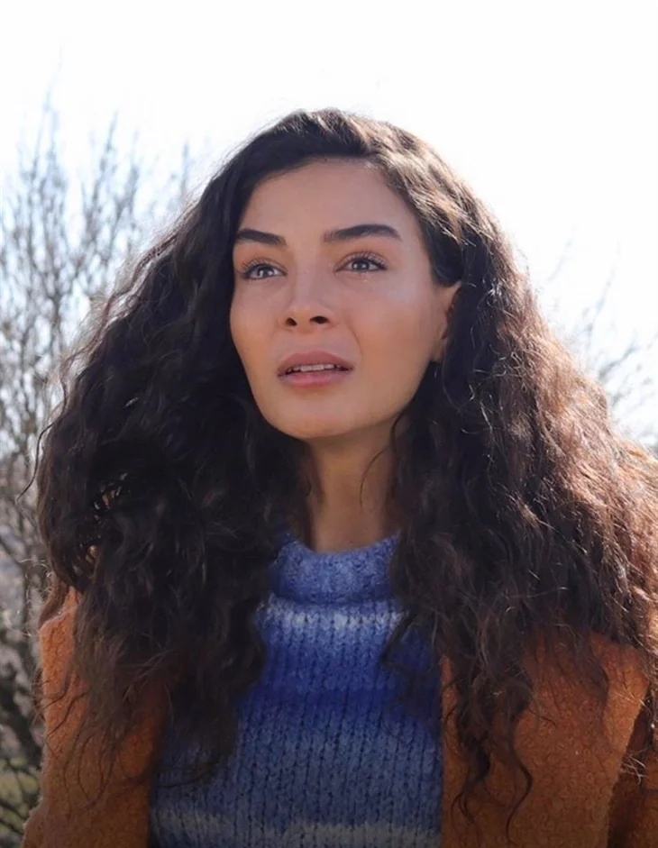 Hercai’nin yıldızı Ebru Şahin’in yardım çağrısı karşılıksız kalmadı…