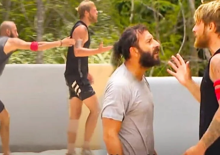 Survivor'da şok üstüne şok: "Yumruğumu ağzına sokarım!"