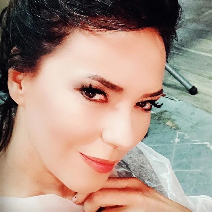 Ünlü isimlerin bayram mesajları...