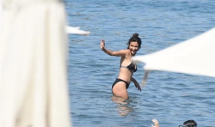 Aybüke Pusat neden sinirlendi?