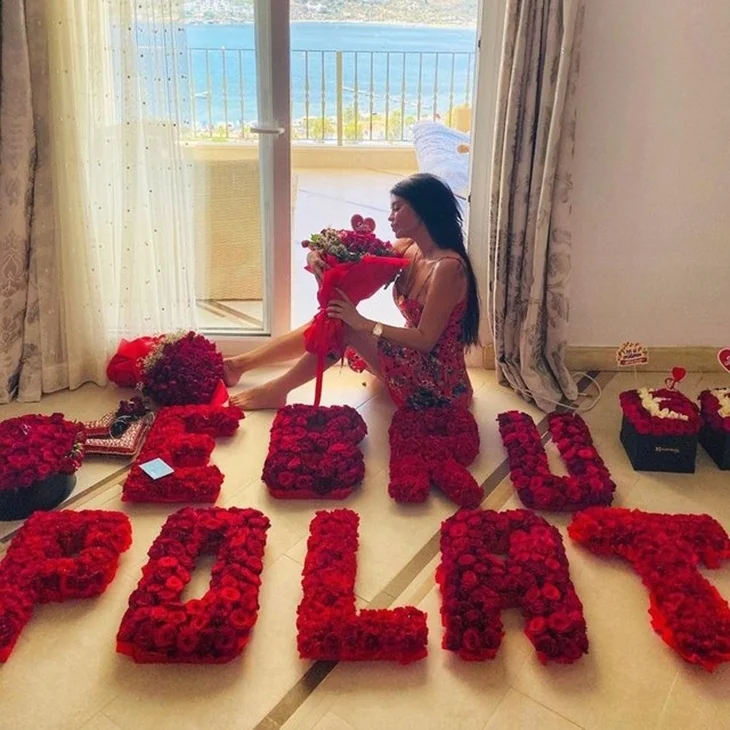 Ebru Polat'ı şaşırtan kutlama!