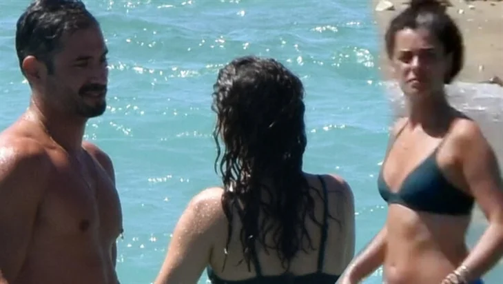 Özge Özpirinçci-Burak Yamantürk, Çeşme tatilinde