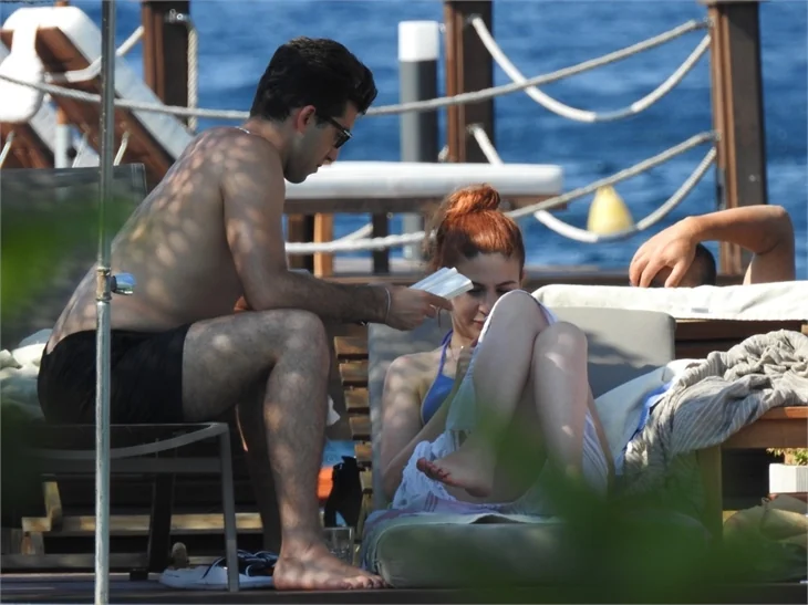 Dizi final yaptı, soluğu Bodrum'da aldılar...