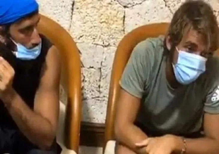 Survivor yarışmacıları İstanbul'a döndü! Cemal Can'ın maske isyanı!