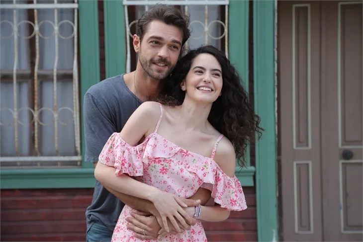 'Çatı Katı Aşk'ta sevilen ikili!