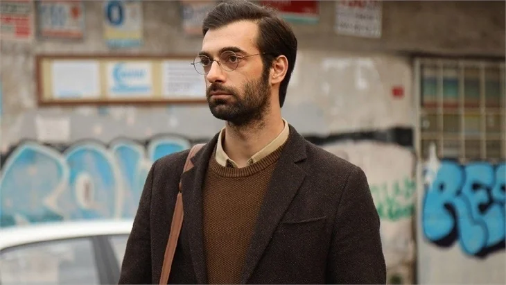 Öğretmen dizisi için açıklama!