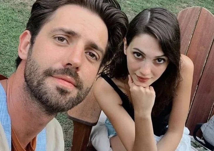 'Bay Yanlış' dizisinden aşk çıktı!