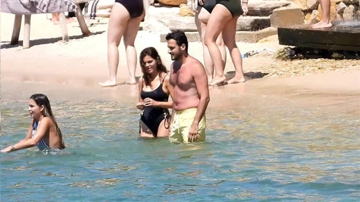 Yeni bir aşk mı? Hilal Altınbilek ve Gurur Aydoğan el ele...