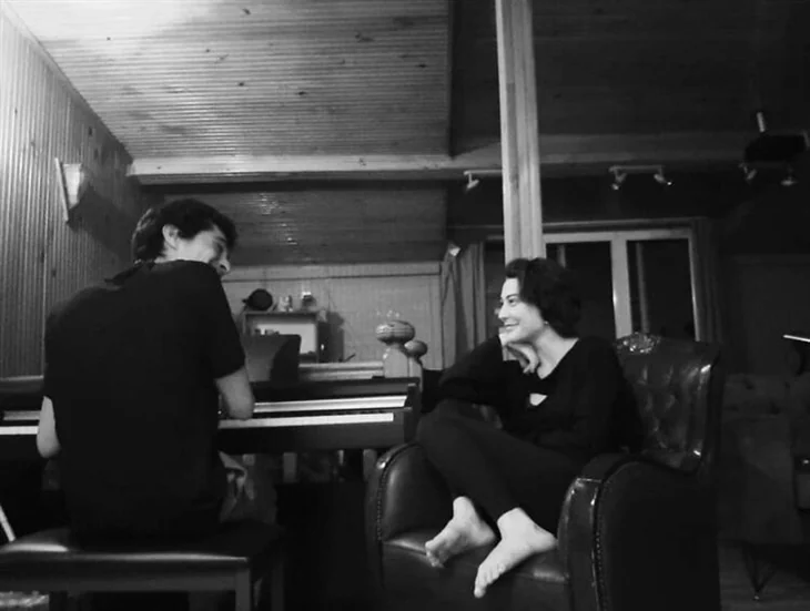 İsmail Hacıoğlu ile Merve Çağıran aşklarını ilan etti, eski eş sessizliğini bozdu!