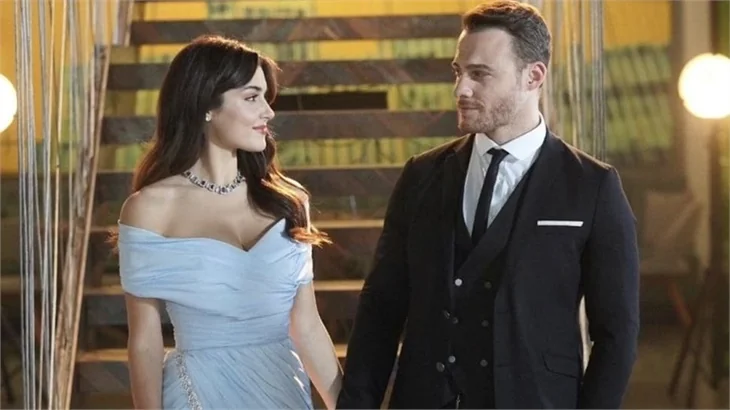 Hande Erçel, Kerem Bürsin'le aşk iddialarına bakın ne dedi?