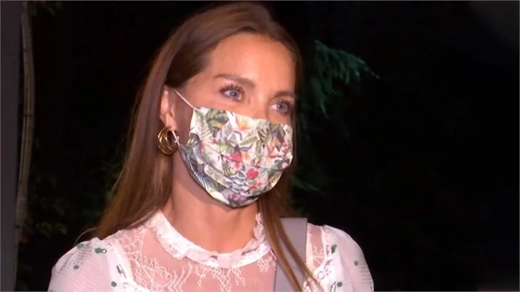 Ebru Şallı paylaştı: "Ayak izine ölürüm..."