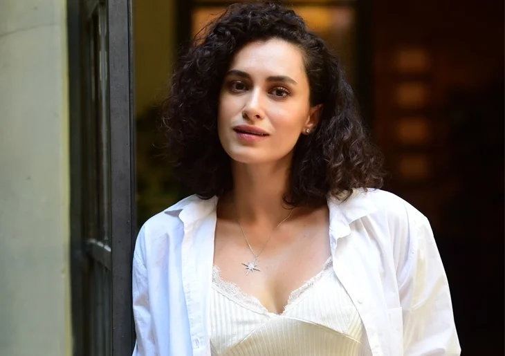 Hande Doğandemir, 'Kırmızı Oda'yı anlattı!